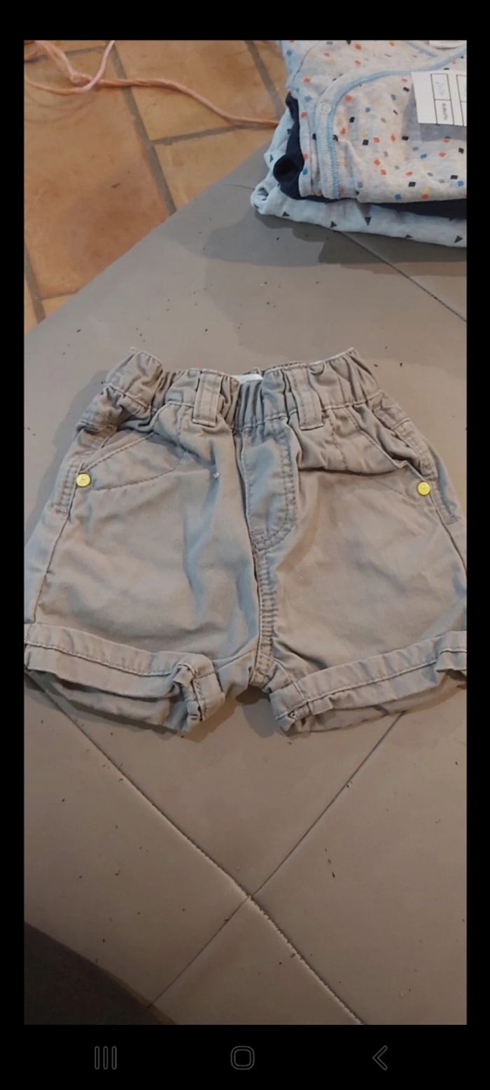 Short 3 mois obaibi - photo numéro 2