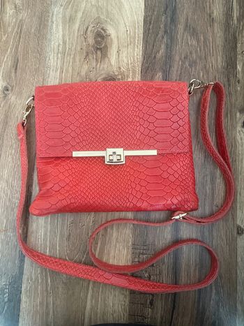 Sac rouge cuir