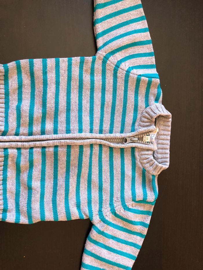 4 GILETS - photo numéro 4