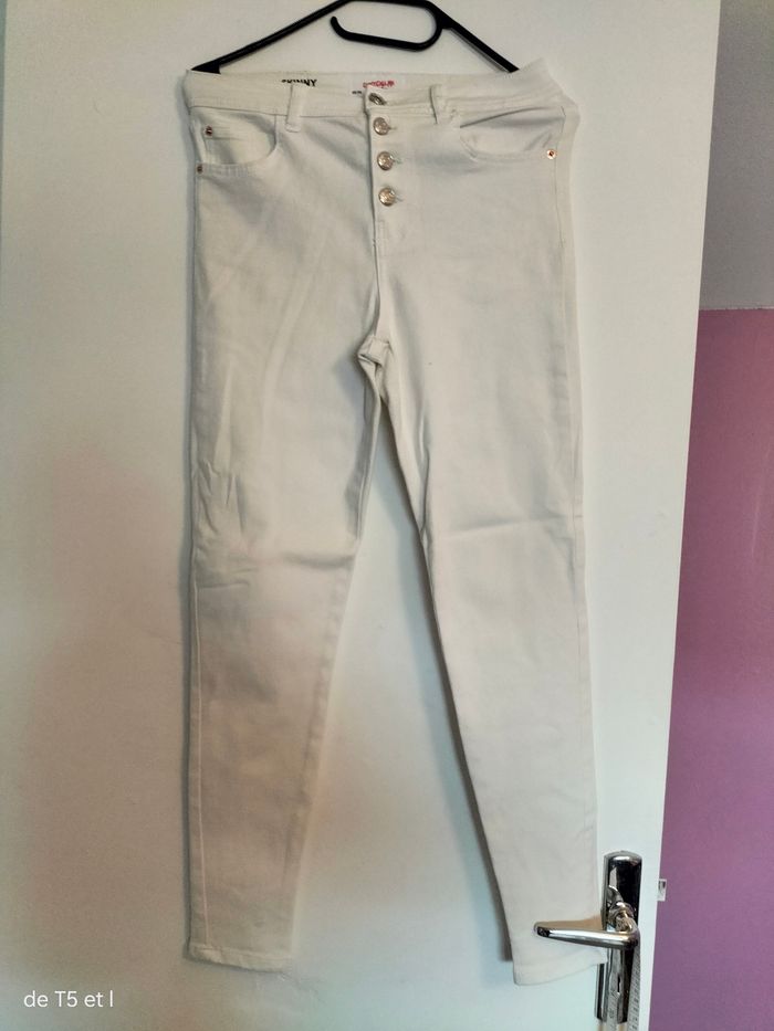 Jeans skinny neuf blanc taille 36 marque Jennyfer