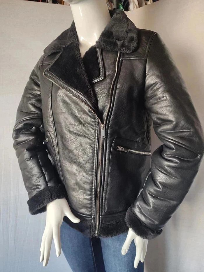 Manteau noir - photo numéro 2