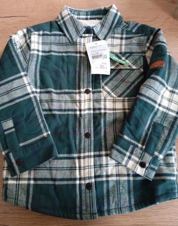 Chemise a carreaux verte doublée neuve