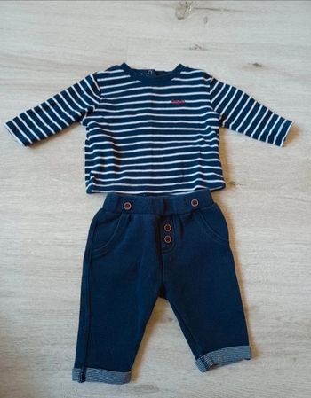 Ensemble pantalon souple pull 3 mois