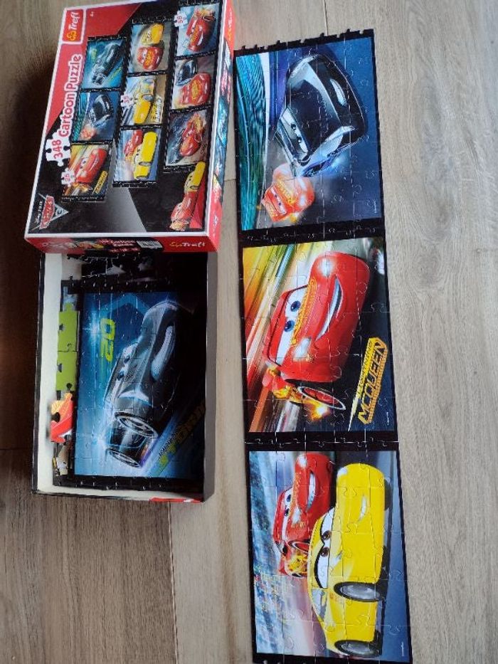 9 Puzzles soit 348 pièces Cars