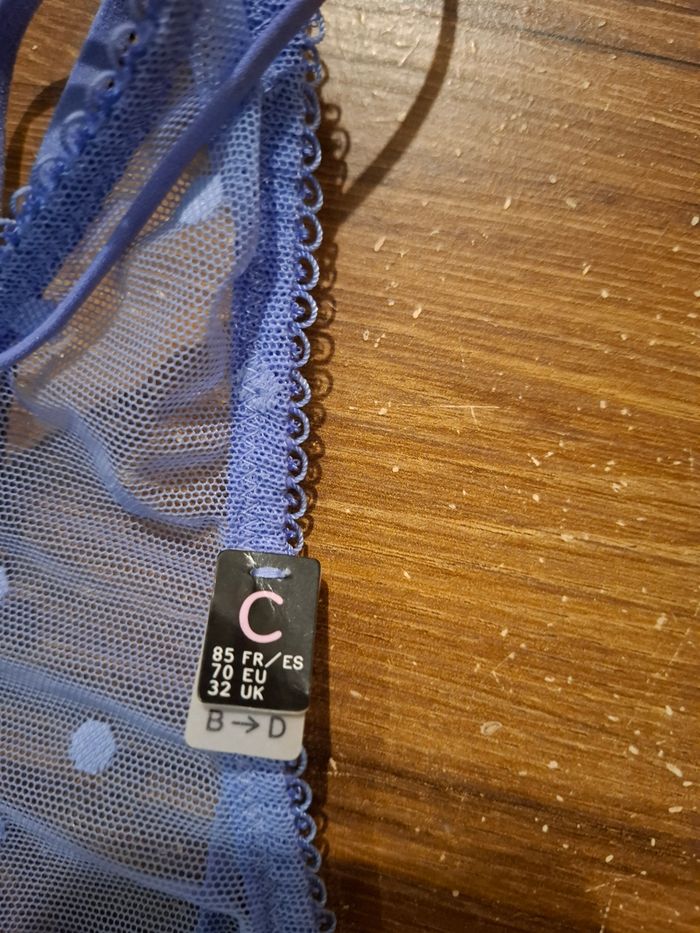 Soutien gorge - photo numéro 4