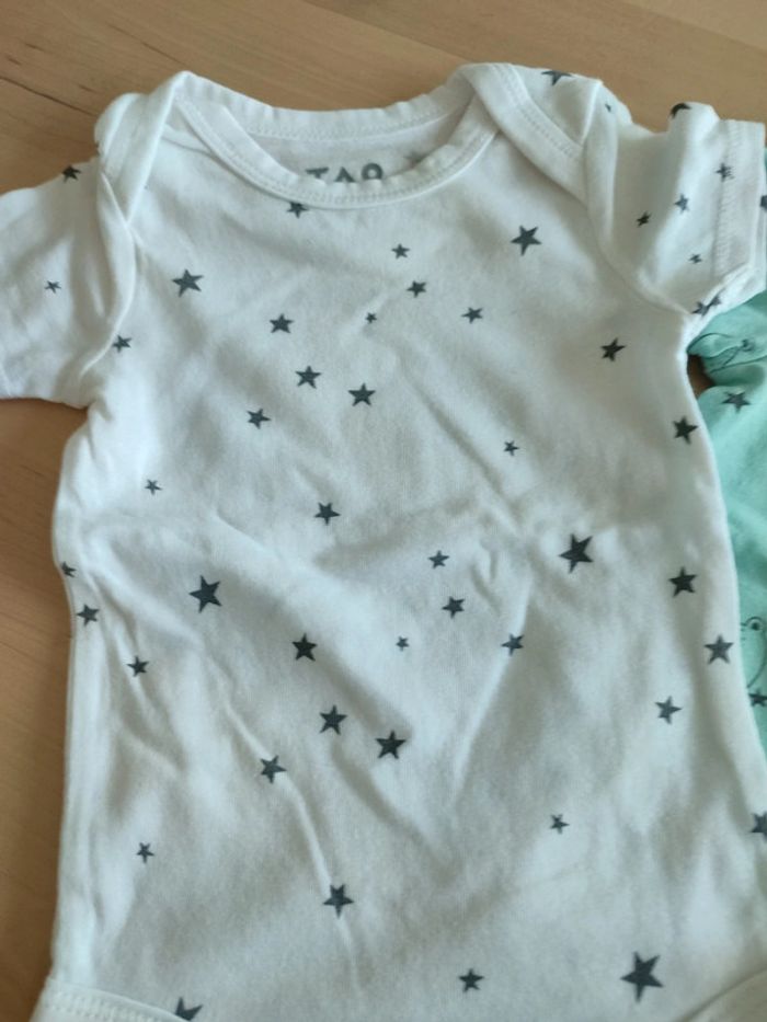 Lot de 3 bodies MC TAO neuf - photo numéro 3