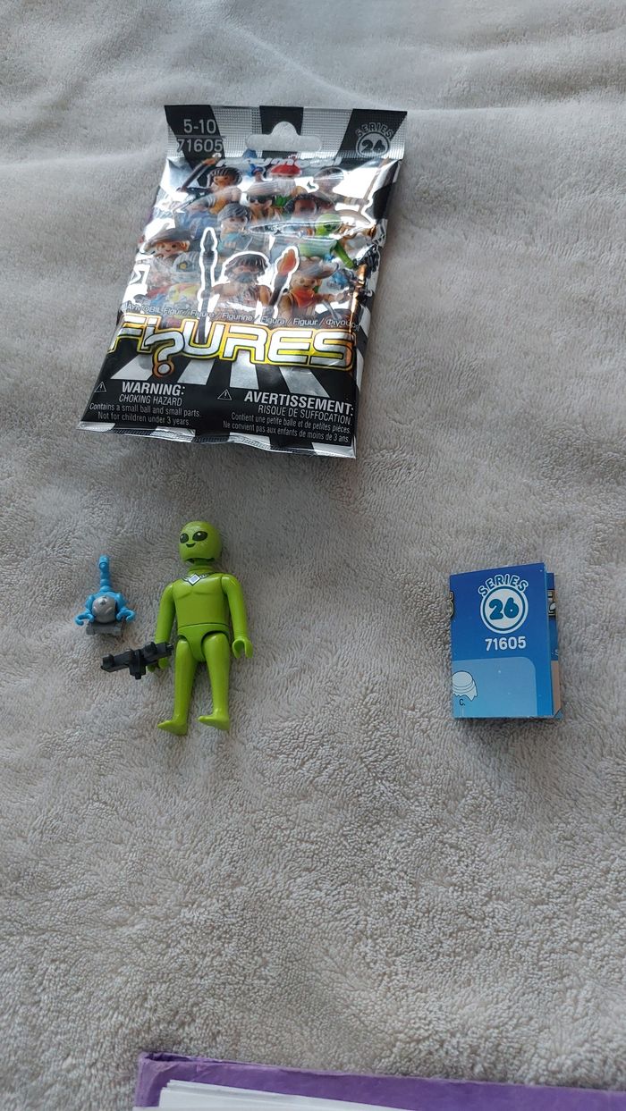 Playmobil figures série 71605 alien