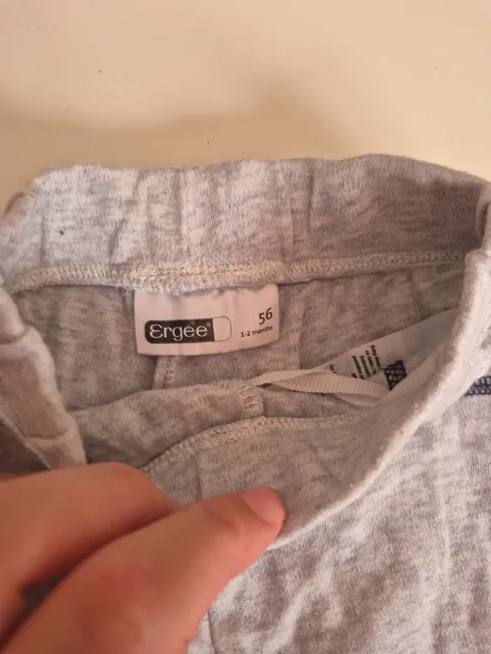 Pantalon 1-2 mois - photo numéro 2