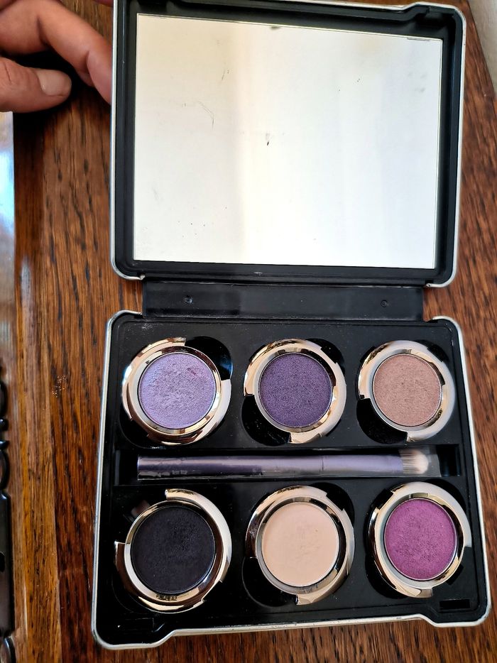 Urban Decay palette fard à paupières interchangeable - photo numéro 2