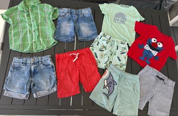 Lot été shorts + tee-shirts garçon taille 4 ans