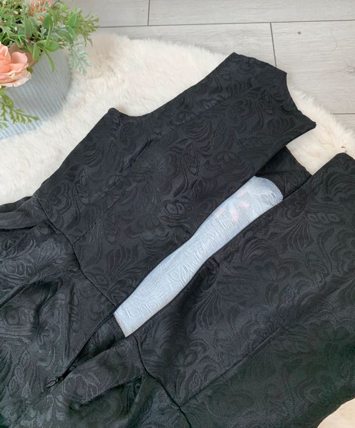 Robe cocktail neuve très chic - photo numéro 3