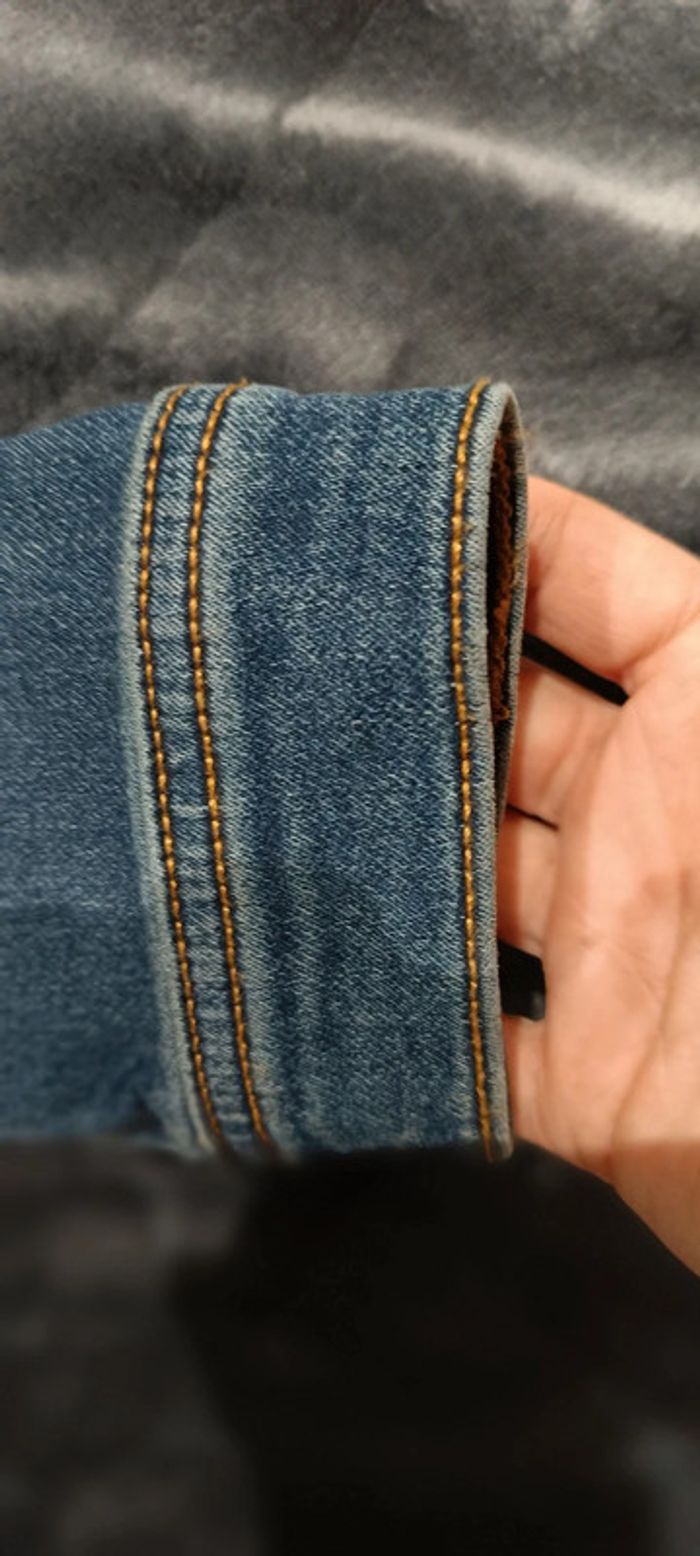 Veste en jean 11-12 ans jamais portée - photo numéro 3