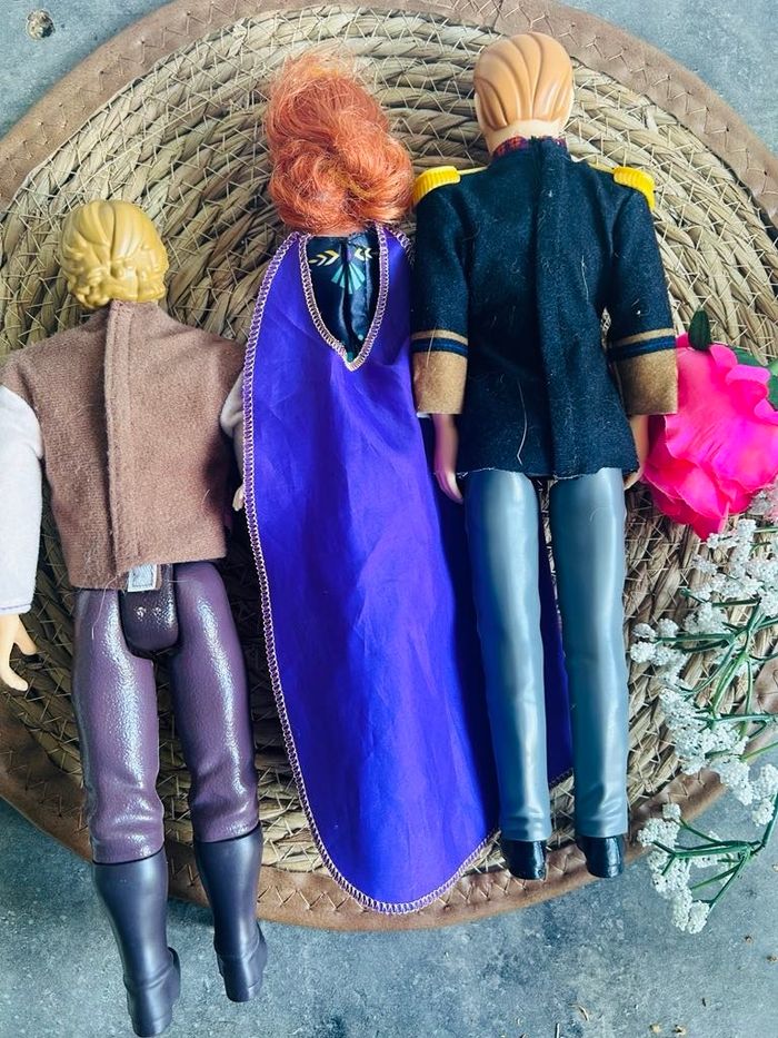 Lot barbie Disney - photo numéro 2