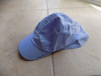 Casquette quechua 6-12 mois neuve
