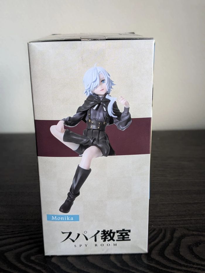 Figurine Spy Classroom - Monika - SEGA - photo numéro 3