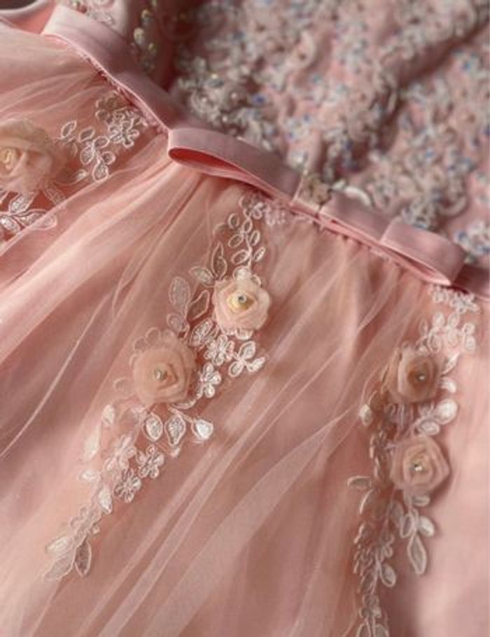 Robe de cérémonie - photo numéro 4