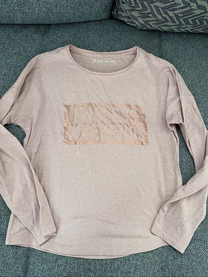 Tee-shirt taille 14 ans