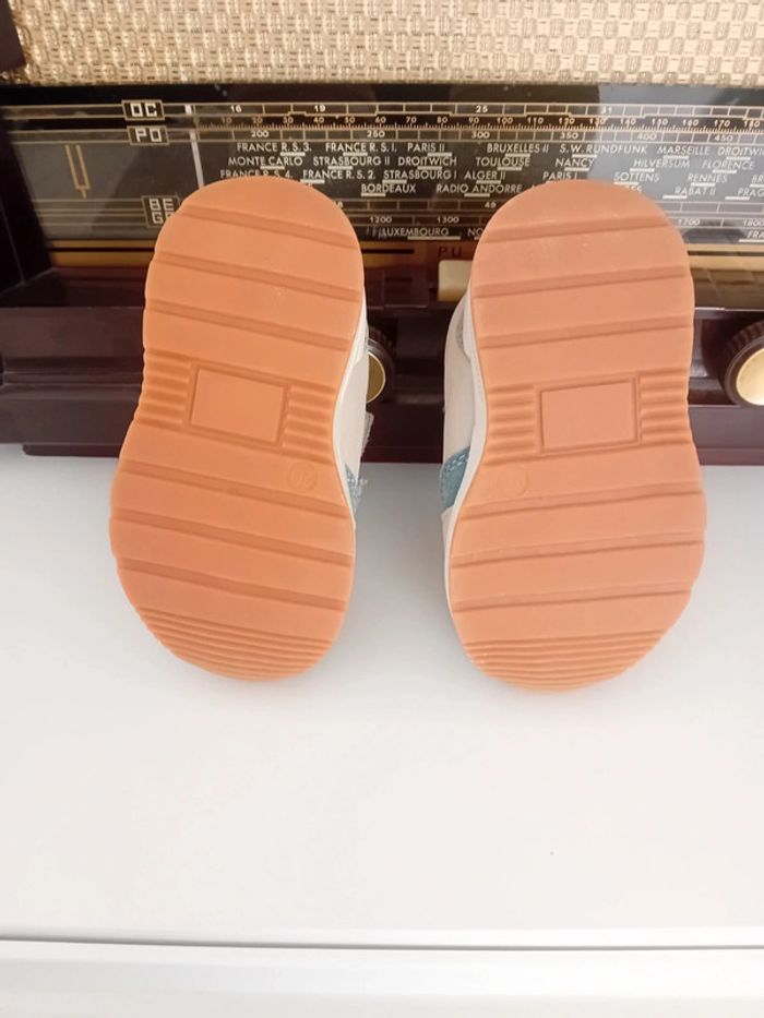 Chaussures bébé 20 - photo numéro 4