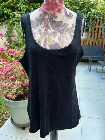 Débardeur en coton - noir taille 40 - en très bon état