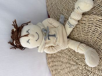 Poupée TIAMO doudou fille beige