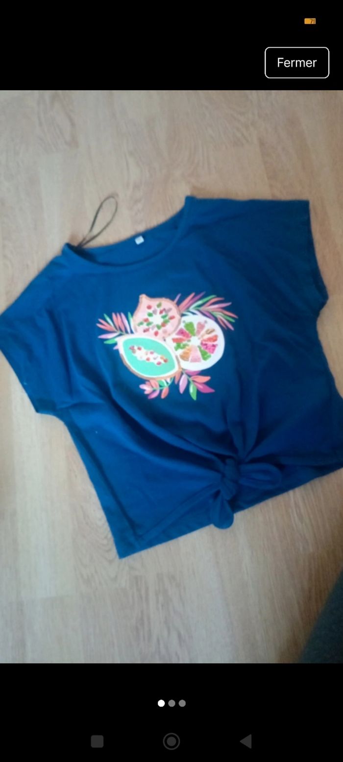 Tee shirt bleu marine