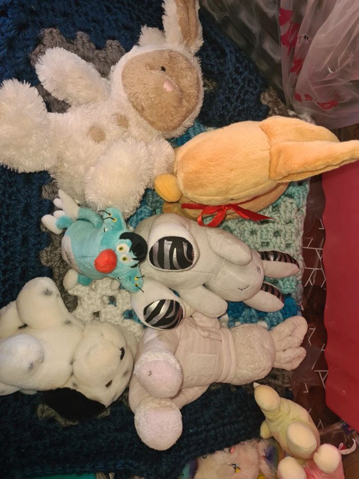 Lot de peluches ou à l'unité - photo numéro 2