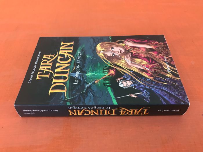 Sophie Audouin-Mamikonian Tara Duncan Le Dragon renégat - photo numéro 5