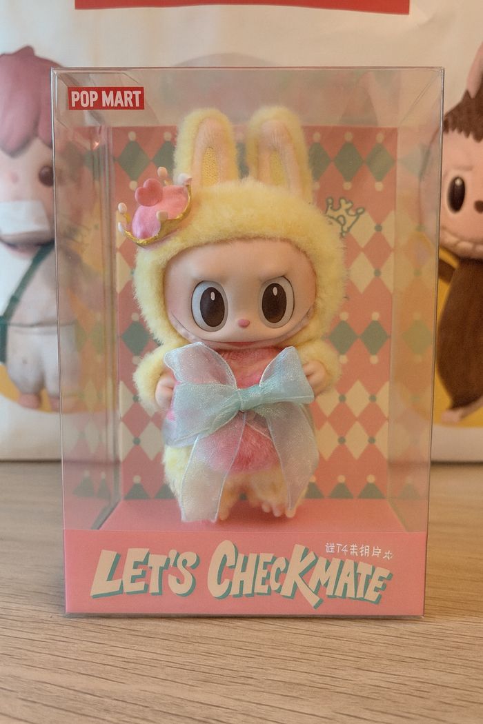 POP MART Labubu Let’s Checkmate 🐰🎀 Édition mignonne