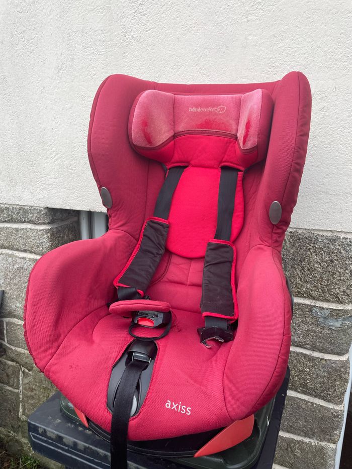 Siège auto axiss pivotant
