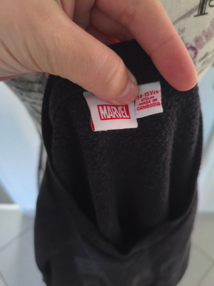 🌸Sweat Black Panther Marvel 14-15 ans ou XS🌸 - photo numéro 4