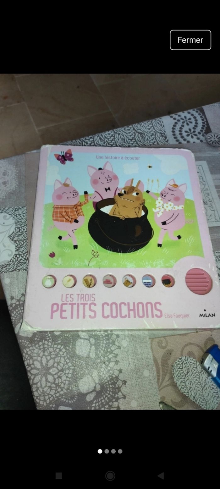 Livre interactif les 3 petit cochon j40
