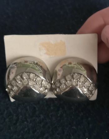 Clips vintage en metal a strass