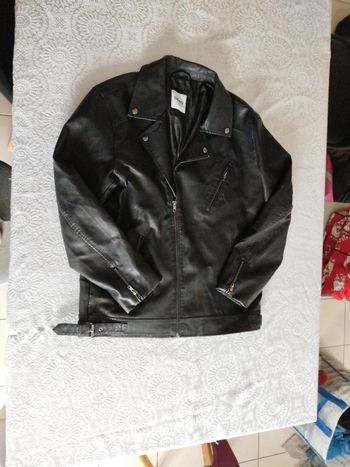Blouson noir