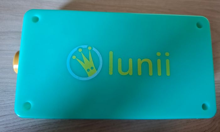 A vendre Lunii V2 avec 20 pack histoires inclus - photo numéro 2