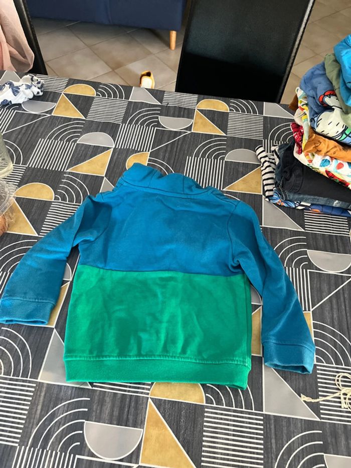 Gilet à capuche - photo numéro 3