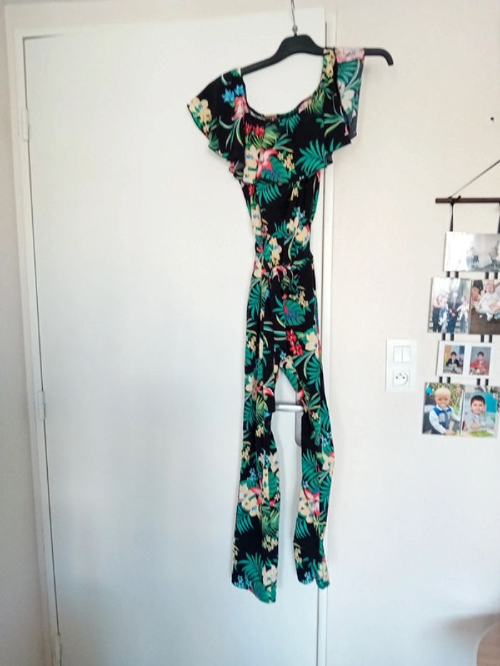 Combinaison fleuri en taille unique