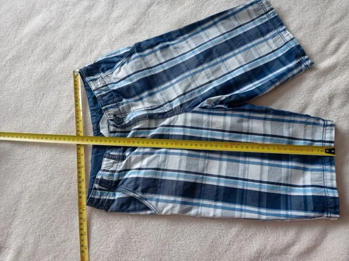 Short H&M garçon 10-11 ans - photo numéro 5