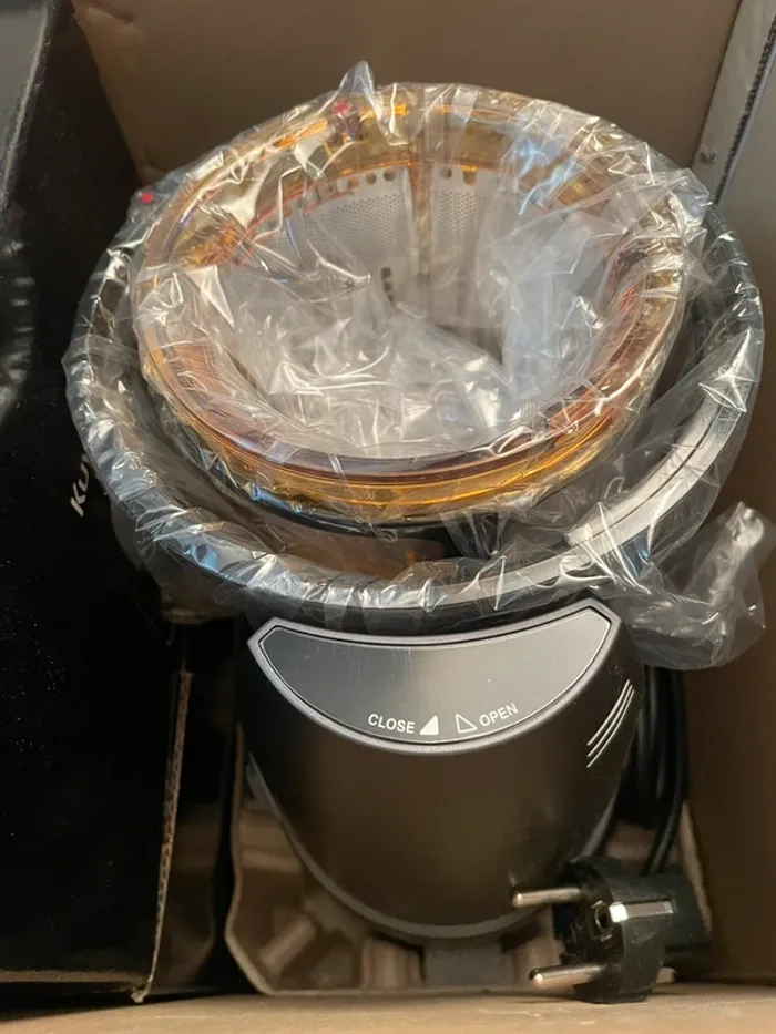 [NEUF + Garantie] Extracteur de jus Kuvings B9700BX - photo numéro 5