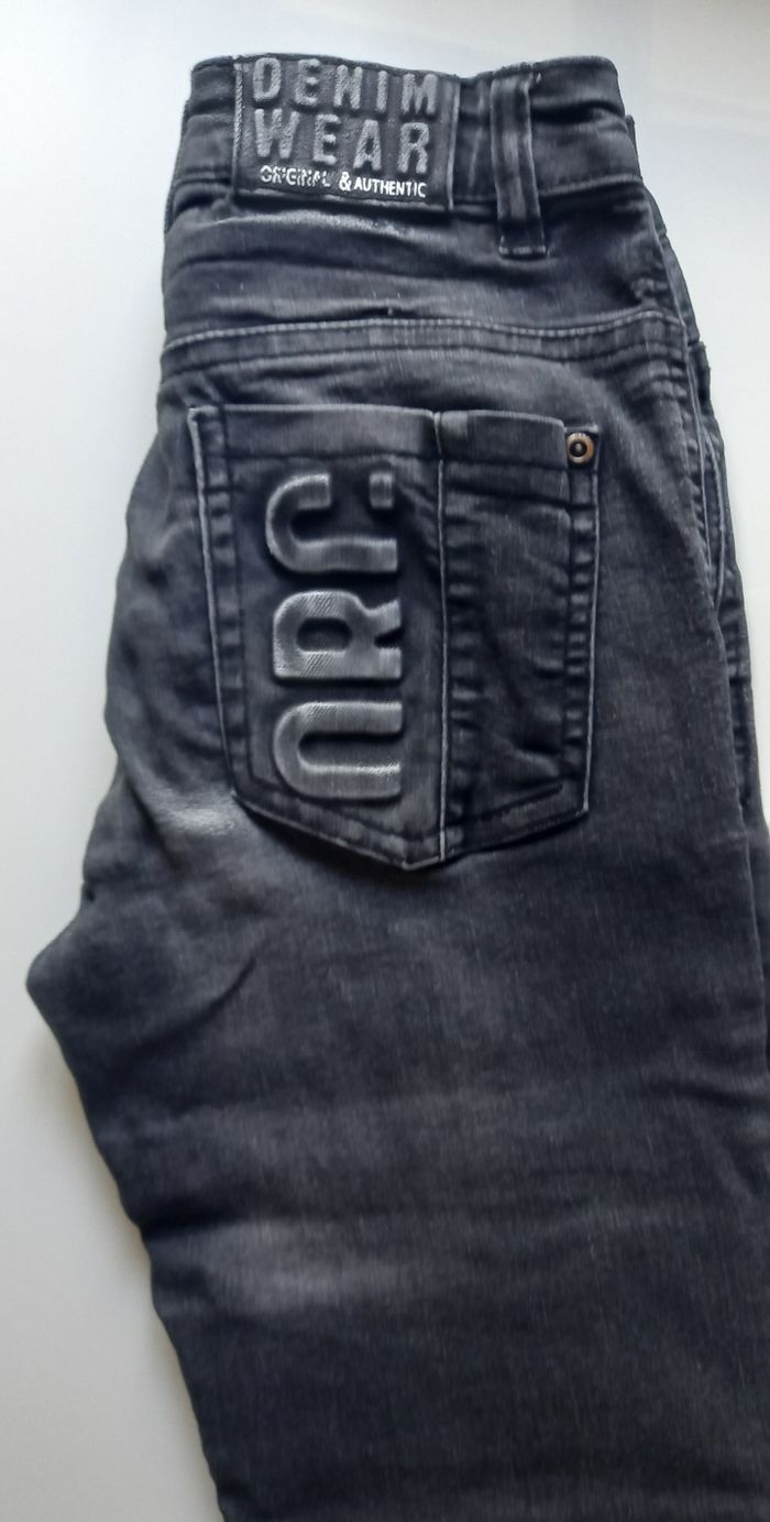 Jeans et chemise 10 ans - photo numéro 5