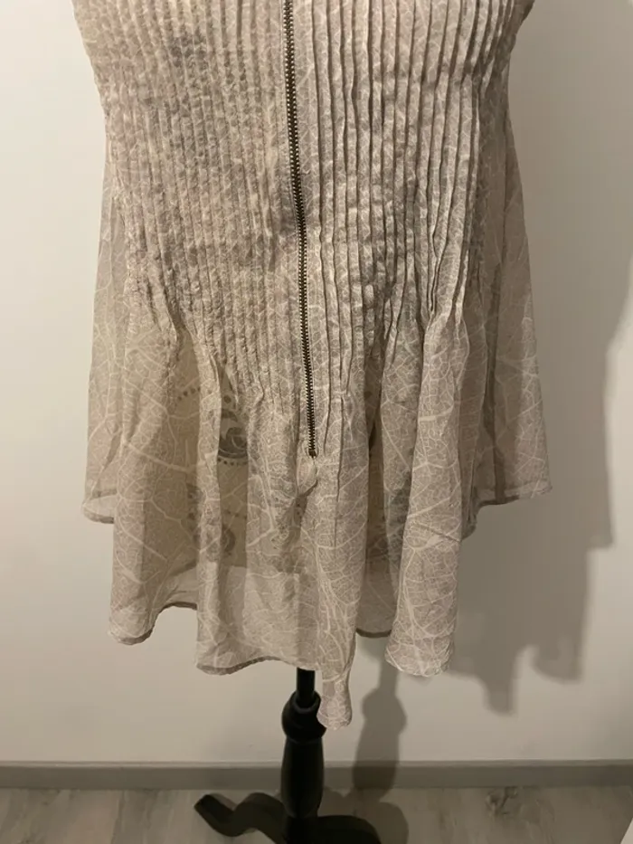 Blouse débardeur sans manche beige à motifs blanc en voile taille 38 - photo numéro 3