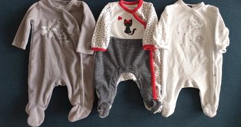 Lot 3 pyjamas nouveau né