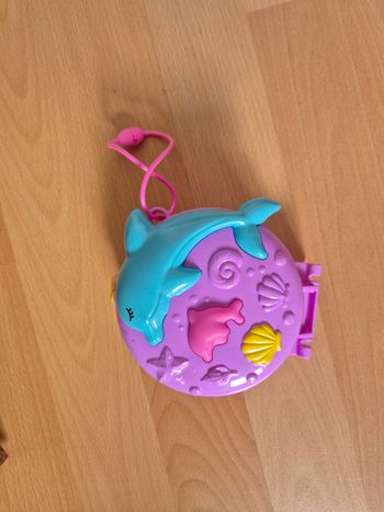 Polly pocket