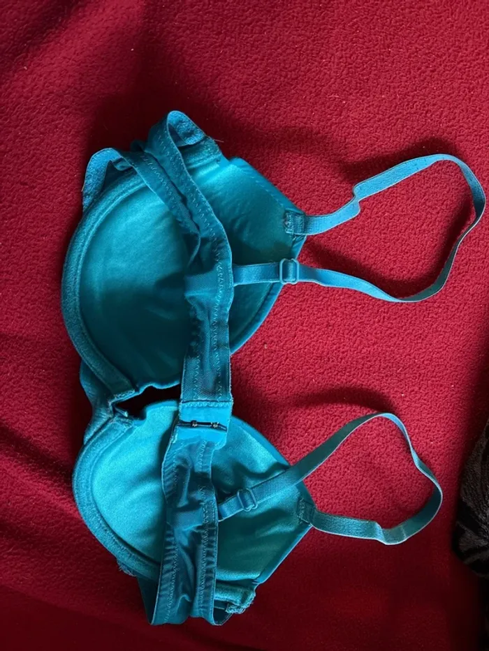 Soutien gorge - photo numéro 3