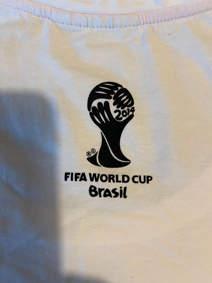 T-shirt collector - FIFA 2014 - T. 40 - photo numéro 3