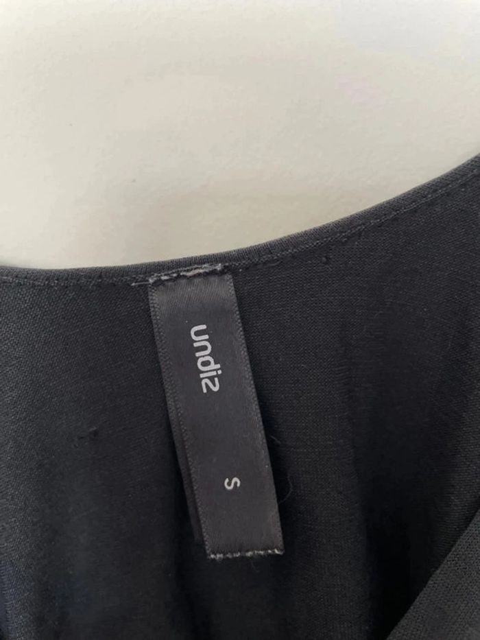 Crop top noir - photo numéro 2