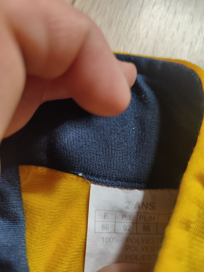 Veste survêtement 2 ans - photo numéro 2