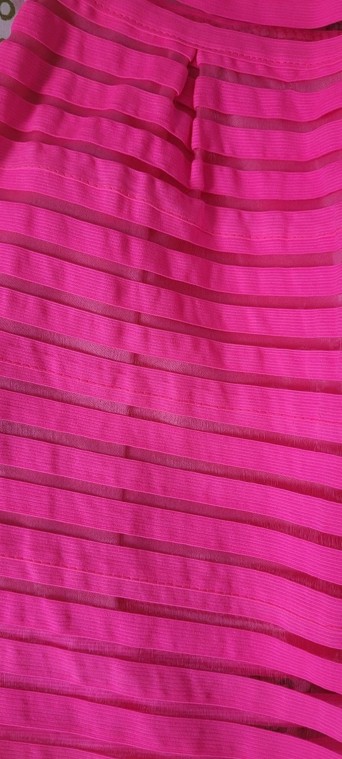 Mini jupe rose fluo - photo numéro 2