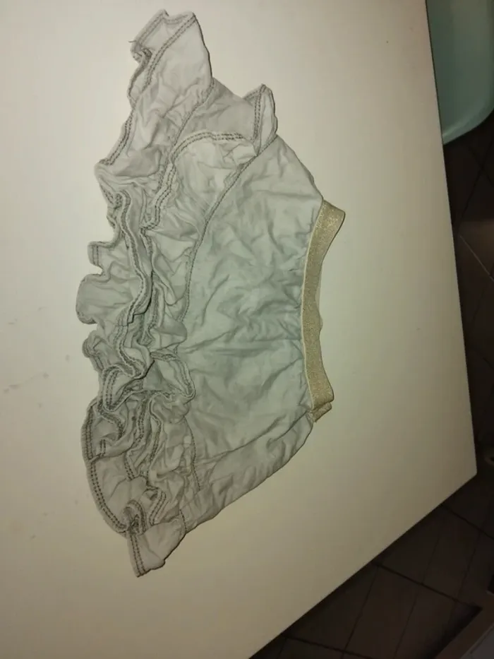 Jupe grise - photo numéro 2