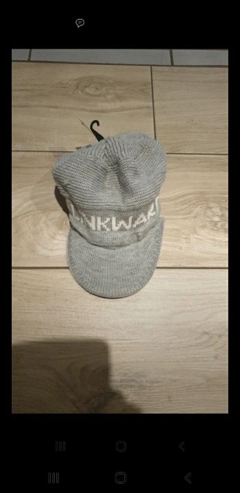 Bonnet casquette neuf étiquette TU