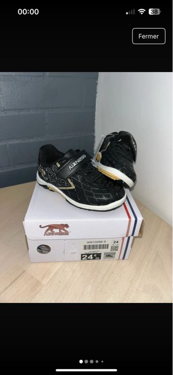 Baskets Airness 24 neuves